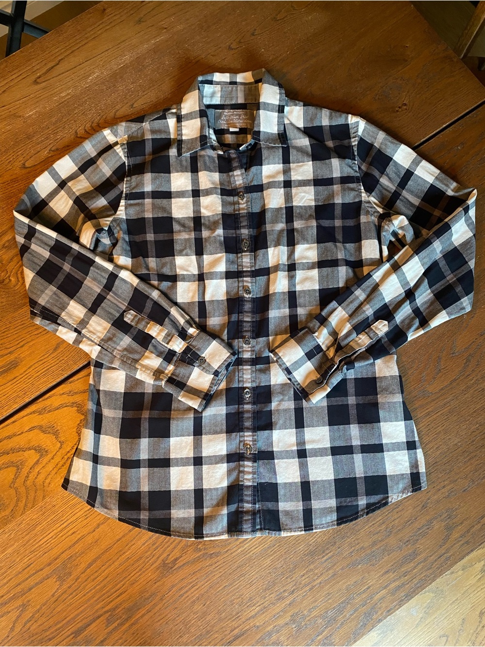100% Cotton Banana Republic Soft Wash Plaid Shirt Black White Button Up Small
